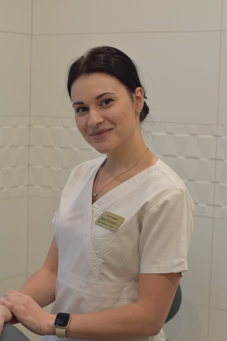 Августинович Мария Михайловна стоматолог-хирург, имплантолог